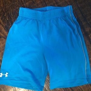 Under Armour boys short size 6